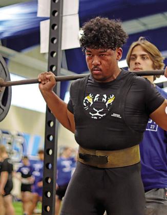 MPHS Powerlifting competes in Lindale