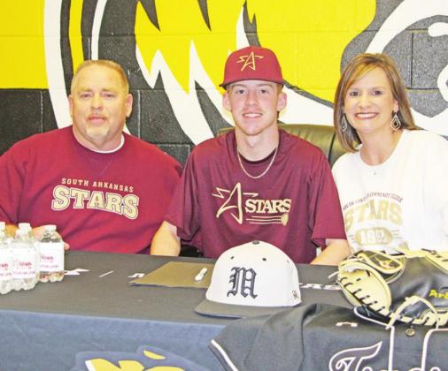 Mount Pleasant baseball catcher Layne Pinckard signed his letter of intent to continue his baseball career at South Arkansas Community College. COURTESY PHOTO / MPISD