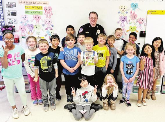 Officers share love of reading