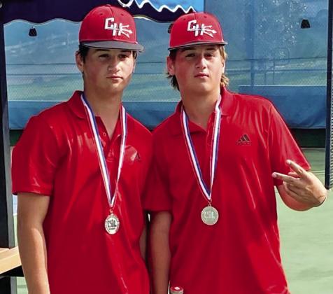 two sets of siblings represent area at state tennis