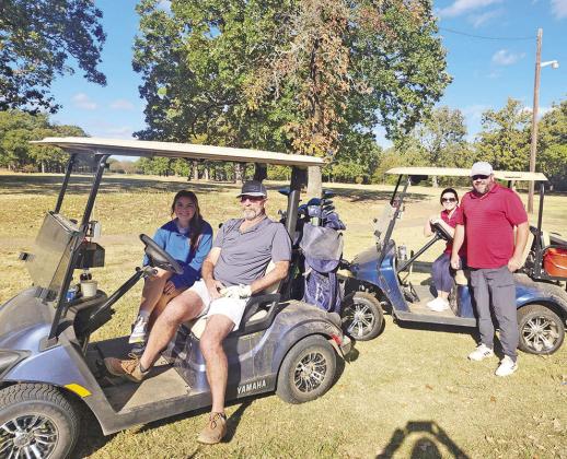 Golf tournament raises scholarship funds for Rivercrest grads