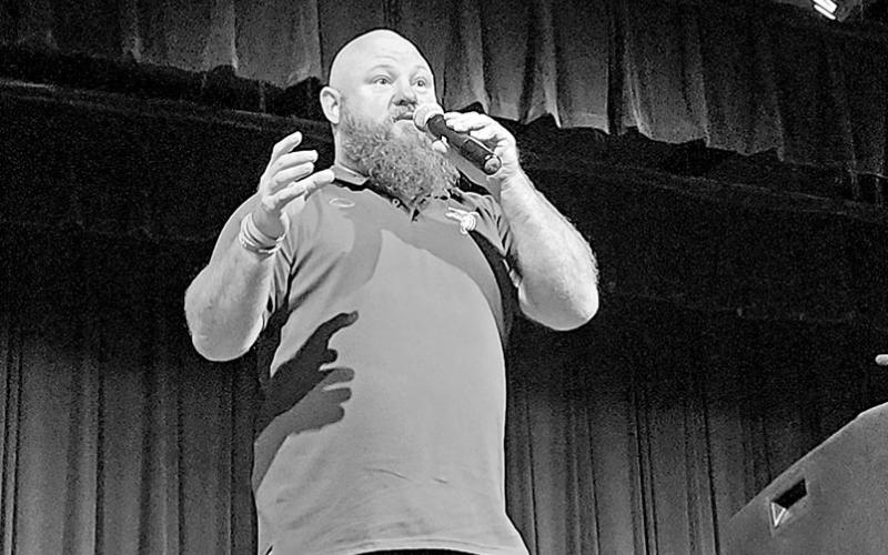 Renown Umpire dances through Mount Pleasant