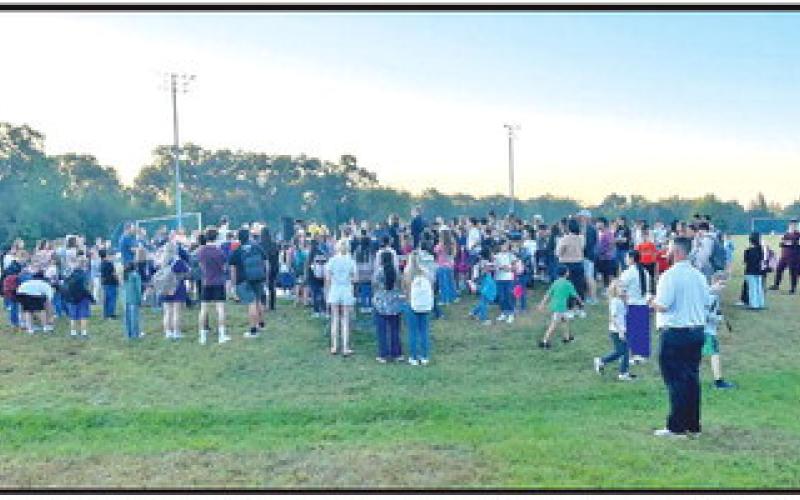 A crowd gathered at Harts Bluff ISD for ‘See You at the Pole’. HBISD had won a contest through Christian radio station KVNE 89.5. TRIBUNE PHOTO / CHRISTIE BURNETT