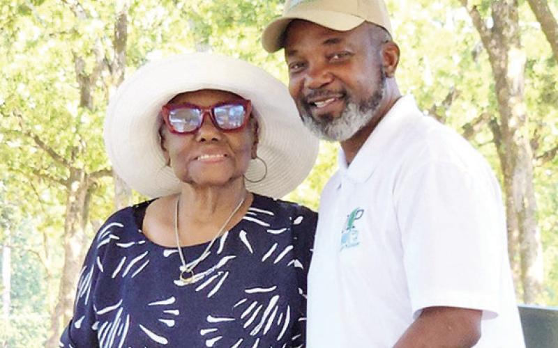 Annual Juneteenth celebration bestows awards, scholarships