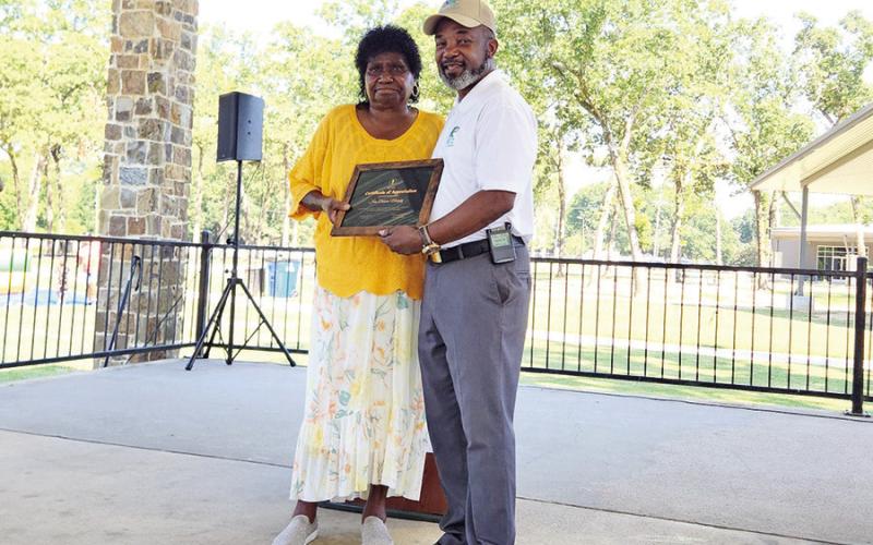 Annual Juneteenth celebration bestows awards, scholarships