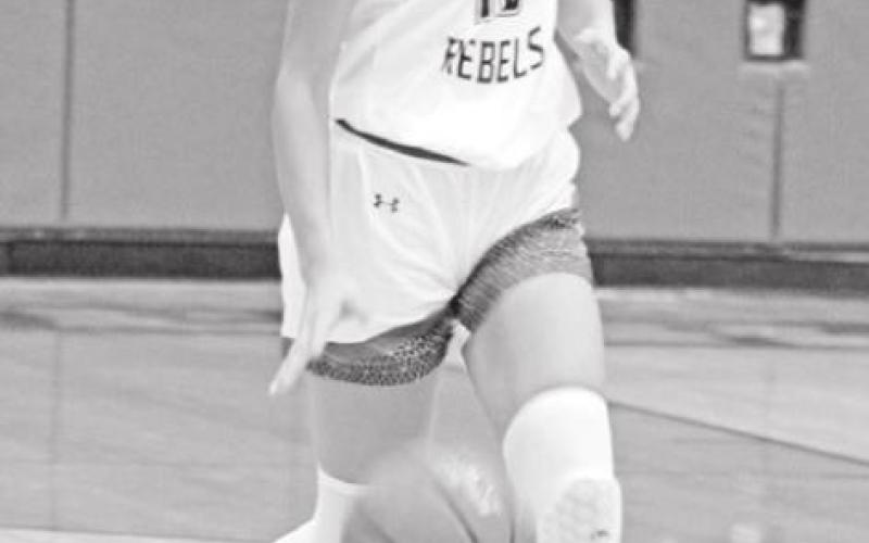 Rivercrest’s Selena Kelley was named to the Rivercrest Classic all-tournament team. TRIBUNE PHOTO / QUINTEN BOYD