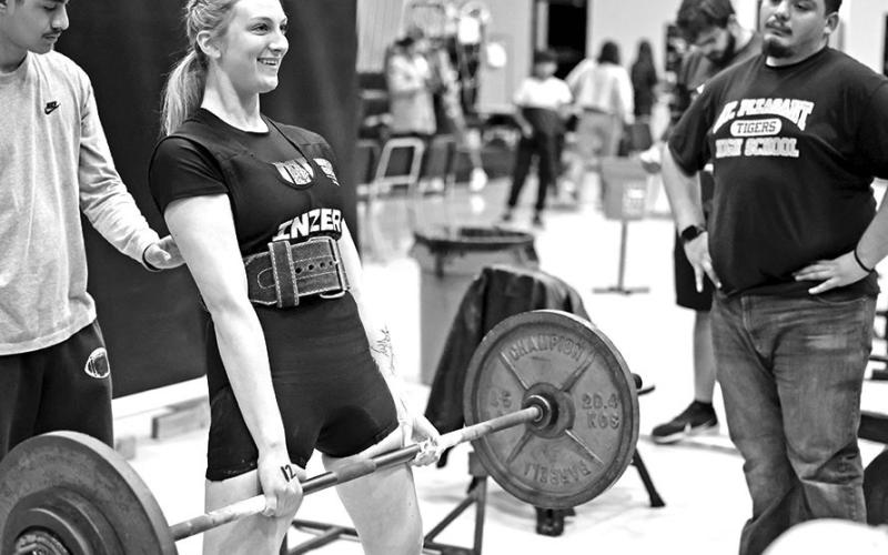 SidneyHarboursmilesaftersuccessfullycompletingadeadlift