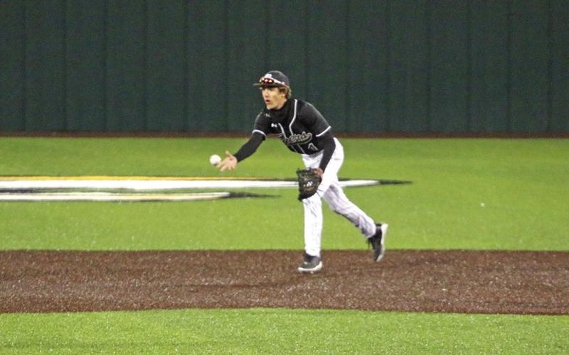 Tigers drop district matchups to Longview, Marshall