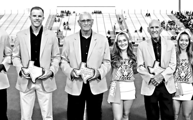 Pictured (L to R) Vernard Veasley, TJ Lawrence, Harris Brownlee, Tenley Marshall, Neal Hinson, Rylee Frederking, and Destiny Smith Courtesy Photo