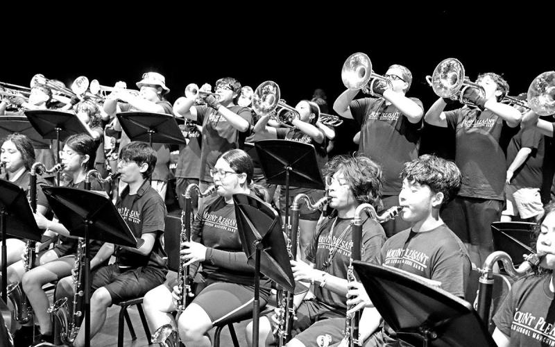 The Goin’ Gold Band played the MPHS Fight Song and the National Anthem.