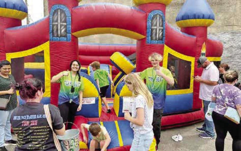 Best Kids draws over a thousand people for Easter fun