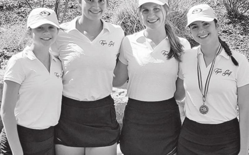 Pictured L-R: Caroline Currey, Sophie Greco, Reese Ball, and Grelyn Goolsby PHOTOS BY BENNY BLASER