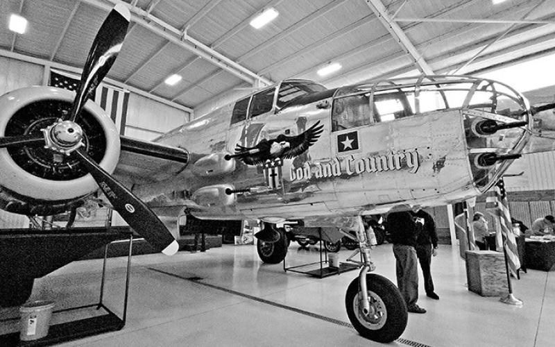 Mid-America Flight Museum shows off wings with ‘Airplanes &amp; Coffee’