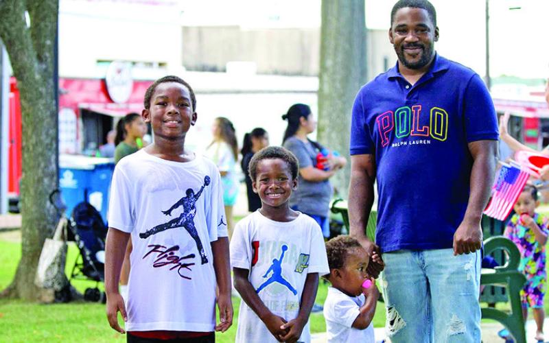 Mount Pleasant cools off with Farmer’s Market and summer fun