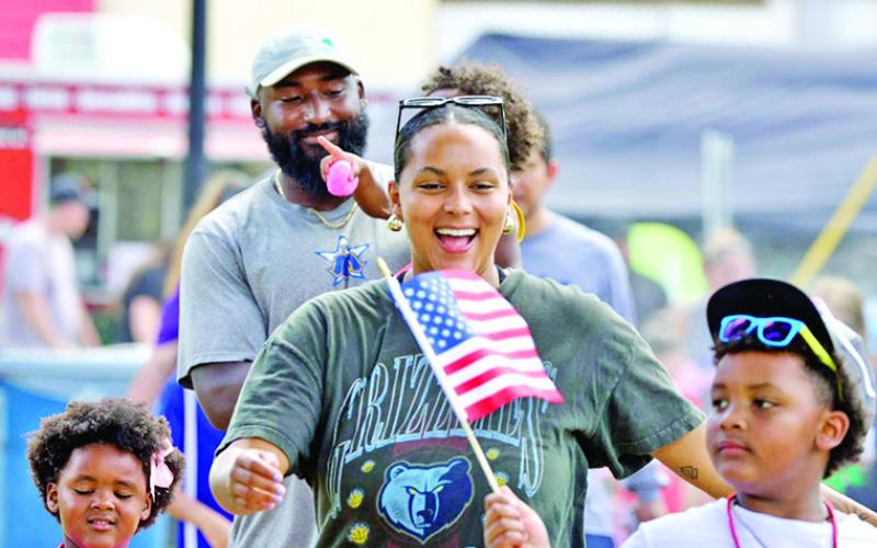 Mount Pleasant cools off with Farmer’s Market and summer fun