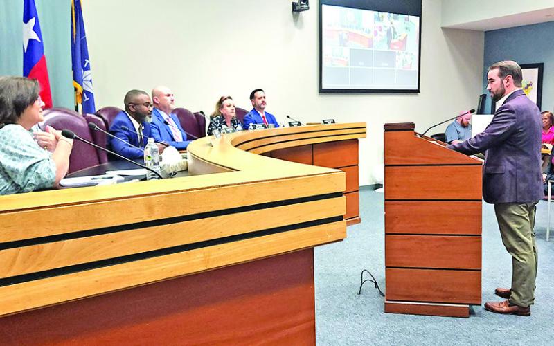 Mt. Pleasant city council listens to discussion on agenda topics TRIBUNE PHOTO / NICOLE KIMBALL