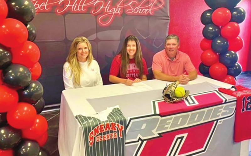 Applegate will play at Henderson. COURTESY PHOTOS