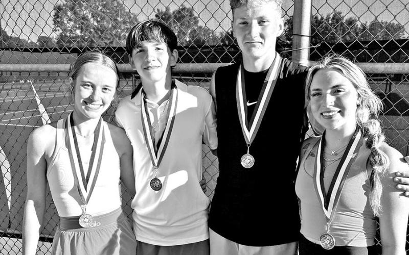 Chapel Hill Tennis Shines at District Tournament, Sends 10 to Regionals