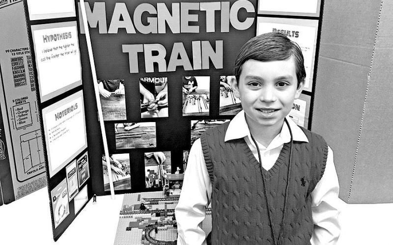 Chapel Hill 5th graders excel at Region 8 Science Fair
