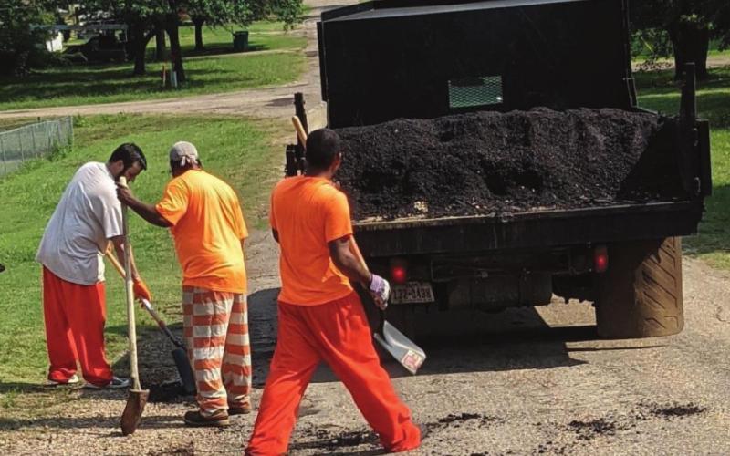 Trusties help out in Talco
