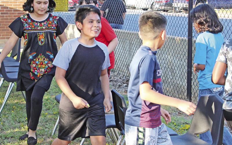 Wallace students play musical chairs