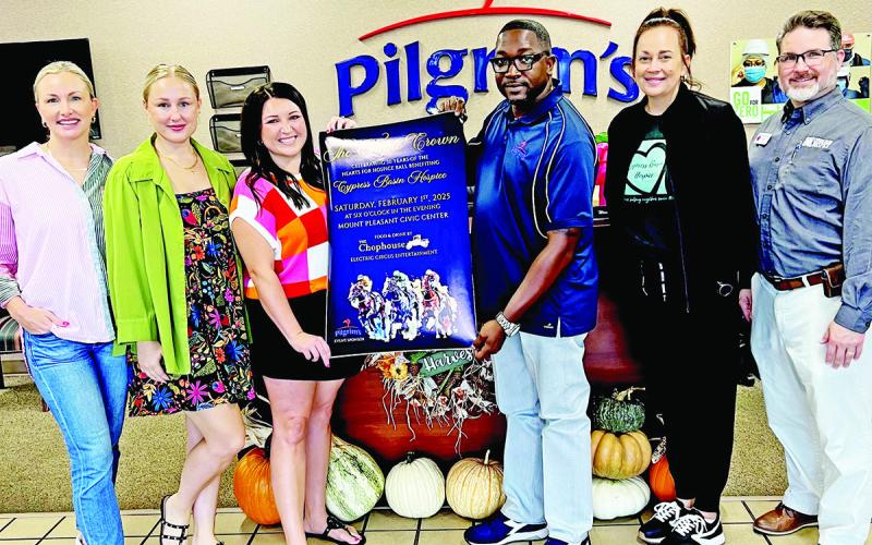 (Left to right) Marlea McKelvey, Kassie Teal, Niki Huffman, Billie Wells, Ami Stombaugh, and Wes Smith COURTESY PHOTO / PILGRIM’S PRIDE