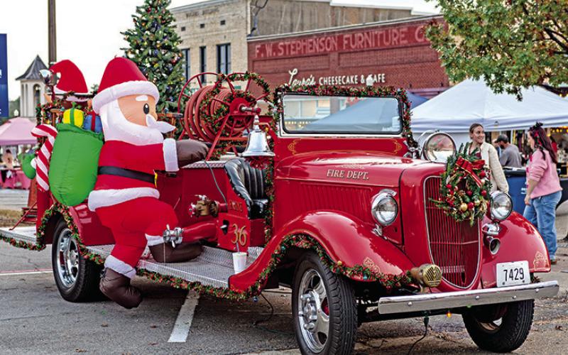Tree lighting commences holiday season
