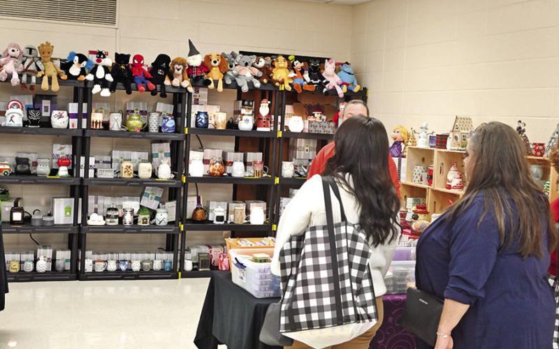 MP decks the halls
