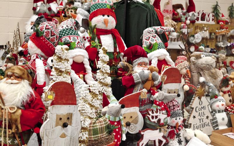 MP decks the halls
