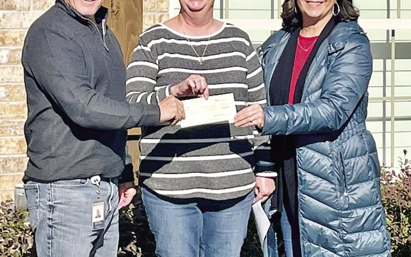 Foundation receives $10,000 gift from Christiansen and Stanley families