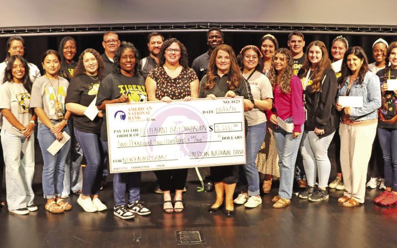 MPISD new teachers with American National Bank Vice President, Luci Rivas, and members of the MPISD Education Foundation. COURTESY PHOTO