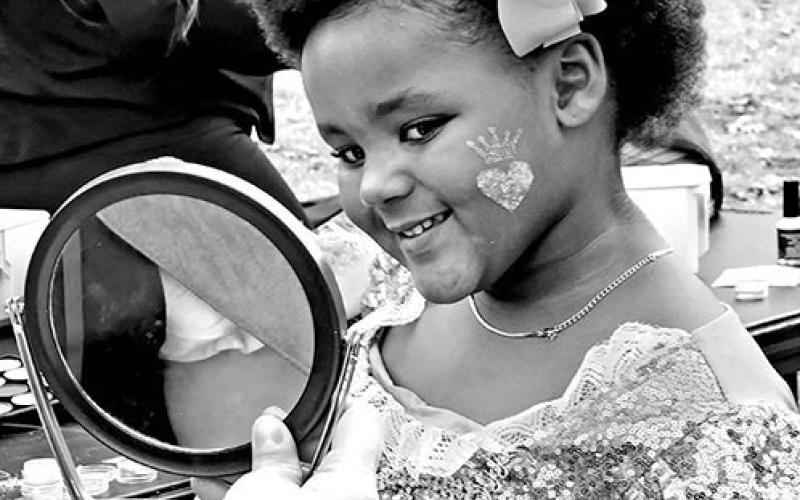 Mount Pleasant families fill Dellwood Park for Halloween Trunk or Treat