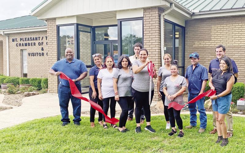 Chamber celebrates new business