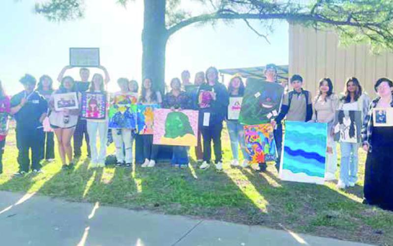 Chapel Hill art students compete in contest