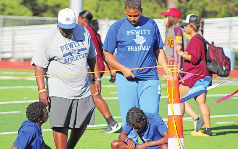 Brahmas compete at District 14-3A meet