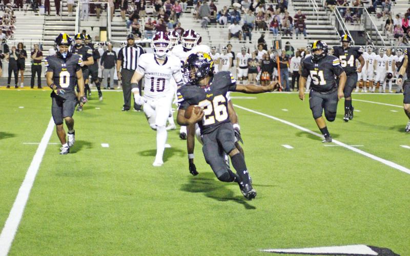Tony Grant and the Mount Pleasant Tigers face a must-win game Friday at home against Hallsville to keep their playoff hopes alive. Kickoff is at 7:30 p.m. at Sam Parker Field. TRIBUNE PHOTO / QUINTEN BOYD