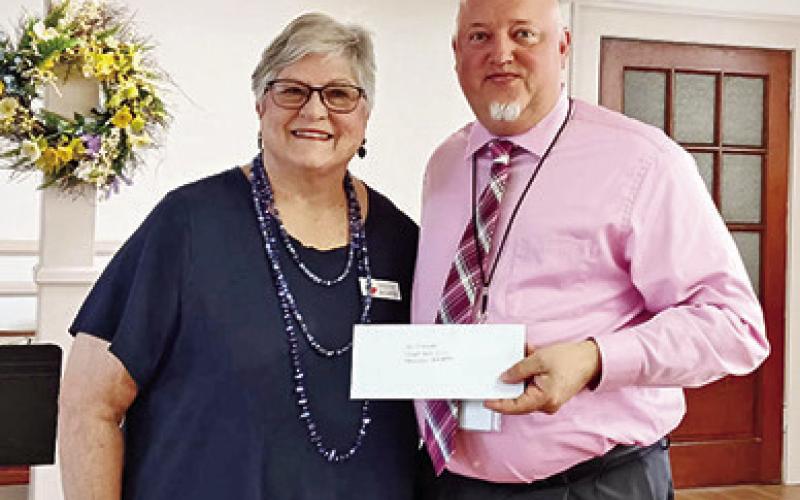 Future teachers awarded scholarships