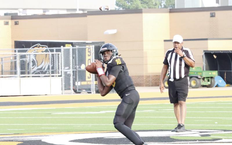 Freshmen, JV Tigers win against Pirates
