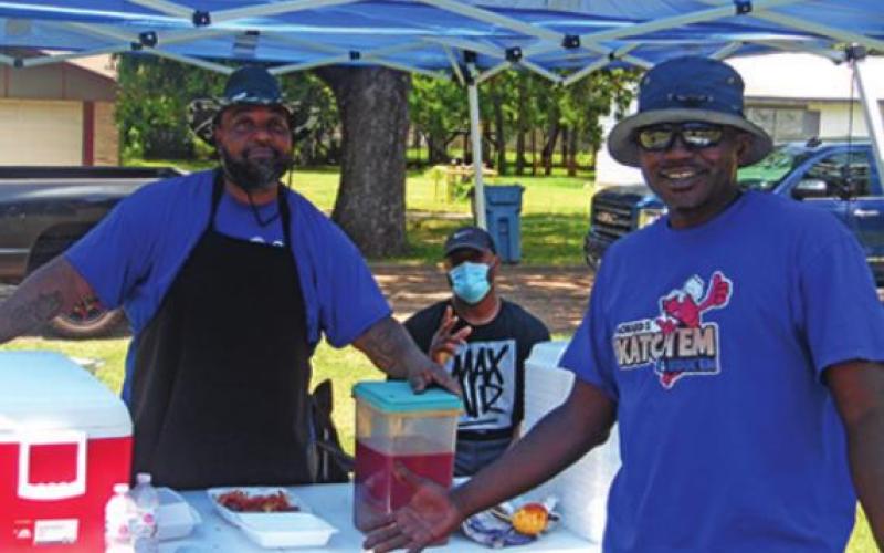 Oaklawn Juneteenth Celebration provides family fun, honors history and community service