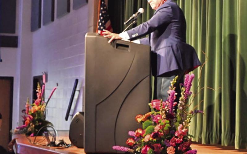 Chamber of Commerce celebrates with banquet