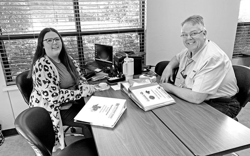 Landri Brown (NTCC Dual Credit Liaison) visits campus every Wednesday to visit with dual credit students needing assistance. Also pictured is John Kaiser, our High School academic advisor.