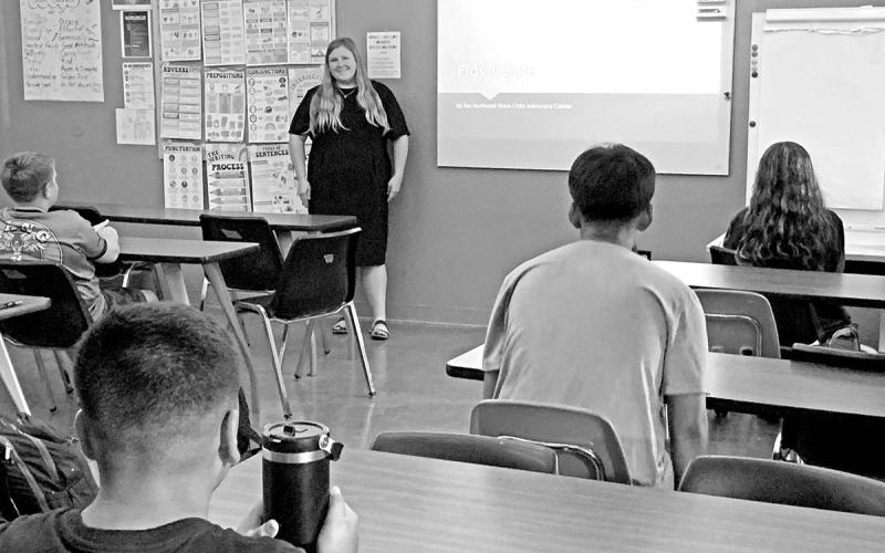The WELL hosted “Play It Safe” cyberbullying presentations for the junior high.