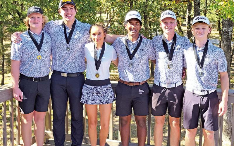 MPHS Golf team members (L to R) Hogan Horn, Alessandro Greco, Kylee Strickland, Christian Cruz, Jacob Baker, and Brandon Carter Courtesy Photo