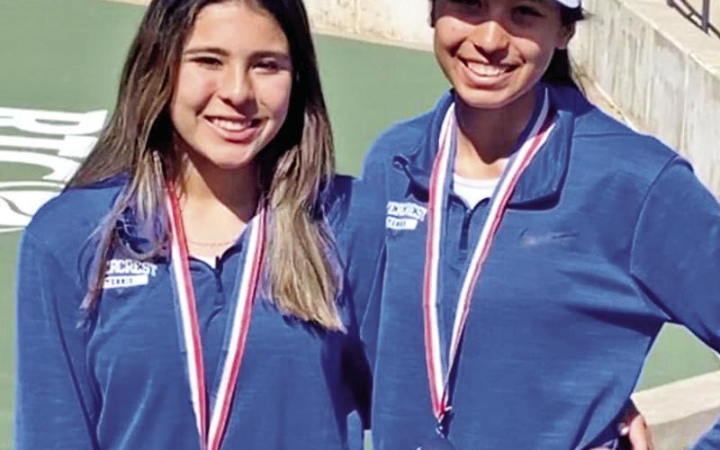two sets of siblings represent area at state tennis