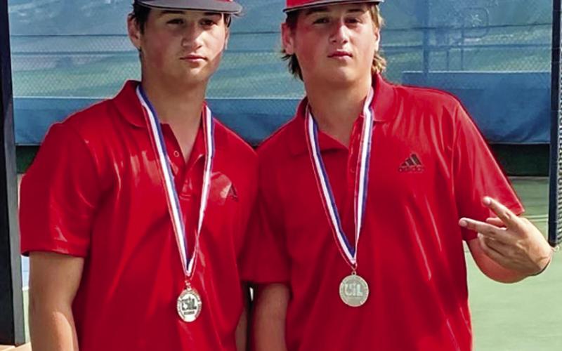 two sets of siblings represent area at state tennis