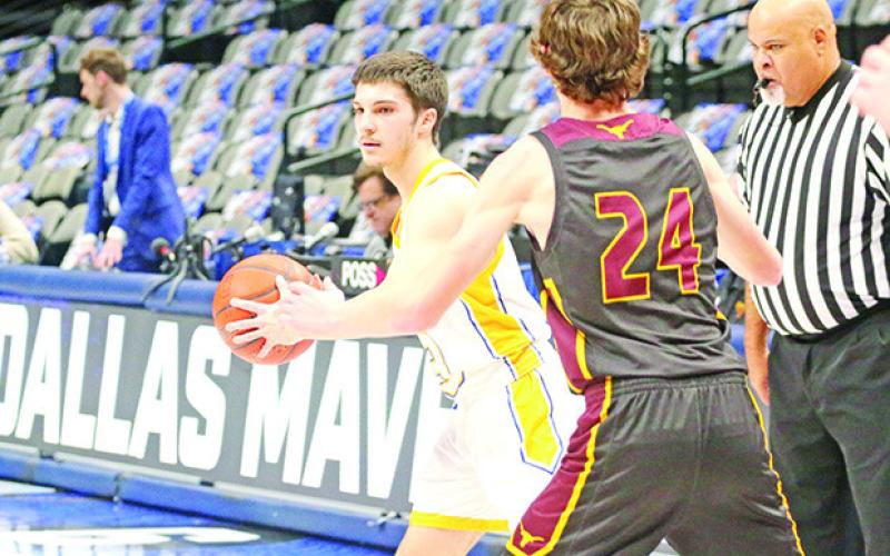 HB makes memories in Court of Dreams game on Mavs’ home floor