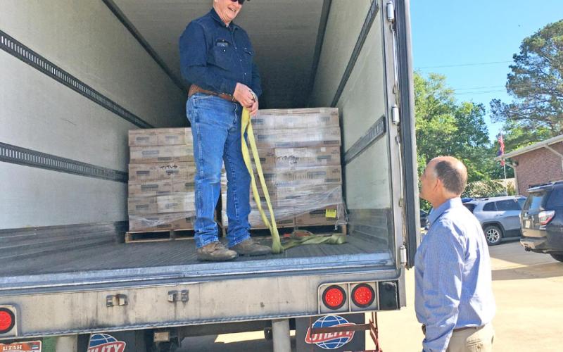 Titus County Cares food pantry receives food donation from church to aid community