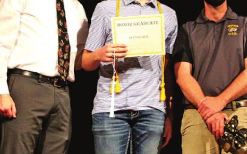 Honor graduates honor educators