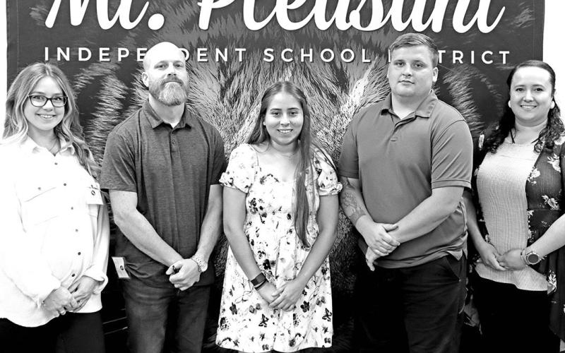 P.E. Wallace Middle School new teachers (L to R) Summer Henigan (6th grade RLA), Larry Lashley (Band), Estela Dorantes (5th grade math), Chase Vaughn (5th &amp;amp; 6th grade P.E.), Stephania Juarez Delgado (6th grade Dual Language social studies &amp;amp; science)