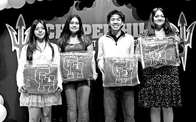 Chapel Hill High School Recognizes Students Through Academic Blanket Program